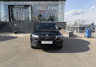 Подержанный автомобиль Skoda Karoq 2021 года (2 фото)