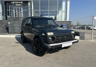 Подержанный автомобиль LADA (ВАЗ) 2121 (4x4) 2016 года (3 фото)