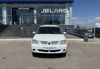Подержанный автомобиль Renault Logan Sedan 2008 года (2 фото)