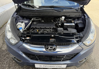 Подержанный автомобиль Hyundai ix35 2013 года (13 фото)