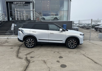 Подержанный автомобиль Jaecoo J7 2024 года (4 фото)