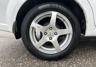 Подержанный автомобиль Chevrolet Aveo Sedan 2011 года (14 фото)