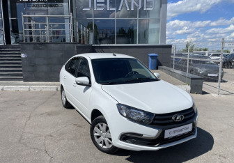 Подержанный автомобиль LADA (ВАЗ) Granta Liftback 2025 года (3 фото)