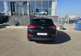 Подержанный автомобиль Hyundai Tucson 2017 года (6 фото)