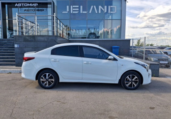 Подержанный автомобиль Kia Rio Sedan 2020 года (4 фото)
