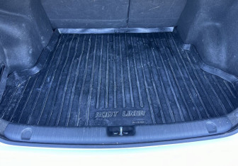 Подержанный автомобиль Kia Rio Sedan 2016 года (13 фото)