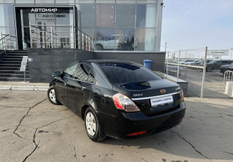 Подержанный автомобиль Geely Emgrand EC7 Sedan 2013 года (7 фото)