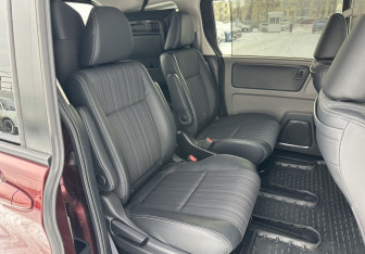 Подержанный автомобиль Honda Freed 2017 года (12 фото)