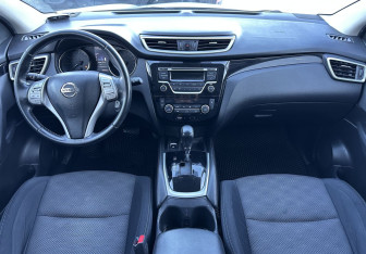 Подержанный автомобиль Nissan Qashqai 2018 года (10 фото)