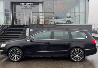 Подержанный автомобиль Volkswagen Passat Wagon 2007 года (8 фото)