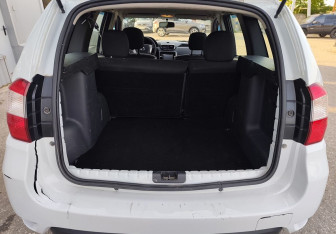 Подержанный автомобиль Nissan Terrano 2014 года (15 фото)