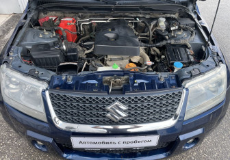 Подержанный автомобиль Suzuki Grand Vitara 2008 года (13 фото)