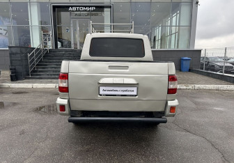 Подержанный автомобиль УАЗ Pickup 2015 года (6 фото)