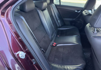 Подержанный автомобиль Honda Accord Sedan 2011 года (12 фото)