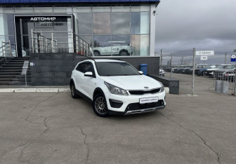 Подержанный автомобиль Kia Rio Hatchback 2018 года (3 фото)