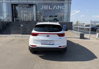 Подержанный автомобиль Kia Sportage 2017 года (6 фото)