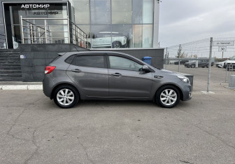 Подержанный автомобиль Kia Rio Hatchback 2016 года (4 фото)