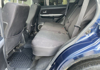 Подержанный автомобиль Suzuki Grand Vitara 2008 года (12 фото)