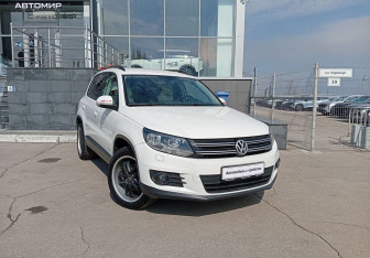 Подержанный автомобиль Volkswagen Tiguan 2012 года (3 фото)