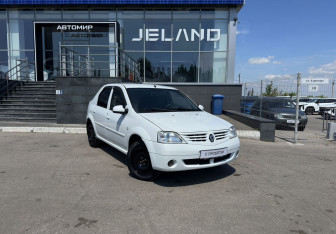 Подержанный автомобиль Renault Logan Sedan 2008 года (3 фото)