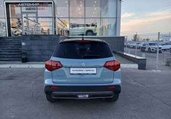 Подержанный автомобиль Suzuki Vitara 2020 года (6 фото)