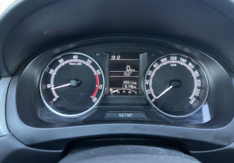 Подержанный автомобиль Skoda Rapid Liftback 2018 года (9 фото)