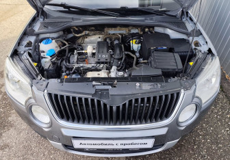 Подержанный автомобиль Skoda Yeti 2011 года (14 фото)