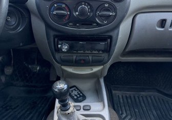 Подержанный автомобиль LADA (ВАЗ) Kalina Sedan 2011 года (11 фото)
