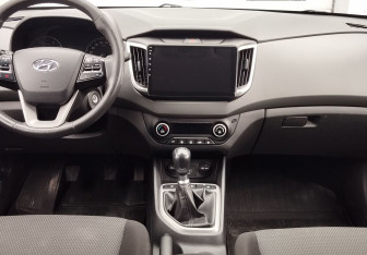 Подержанный автомобиль Hyundai Creta 2019 года (10 фото)