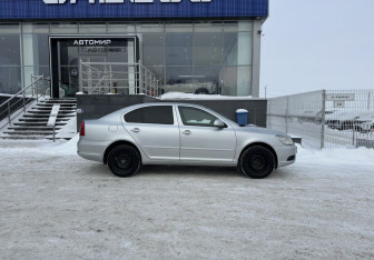 Подержанный автомобиль Skoda Octavia Liftback 2013 года (4 фото)