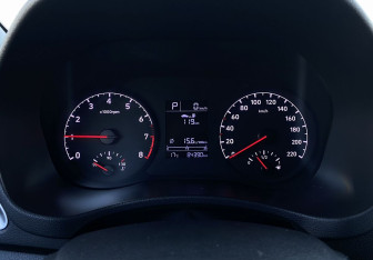 Подержанный автомобиль Hyundai Solaris Sedan 2017 года (9 фото)