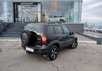Подержанный автомобиль Chevrolet Niva 2016 года (5 фото)