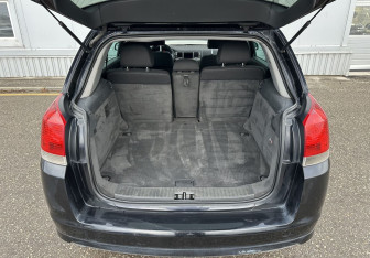 Подержанный автомобиль Opel Signum 2007 года (15 фото)