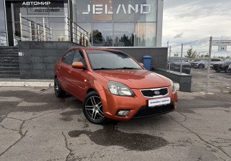 Подержанный автомобиль Kia Rio Sedan 2011 года (3 фото)