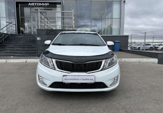 Подержанный автомобиль Kia Rio Sedan 2014 года (2 фото)