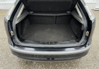 Подержанный автомобиль Ford Focus Hatchback 2007 года (15 фото)