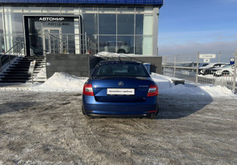 Подержанный автомобиль Skoda Octavia Liftback 2018 года (6 фото)