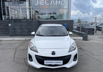 Подержанный автомобиль Mazda 3 Sedan 2012 года (2 фото)