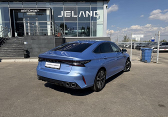 Подержанный автомобиль Chery Arrizo 8 2023 года (5 фото)
