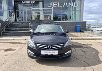 Подержанный автомобиль Hyundai Solaris Sedan 2014 года (2 фото)