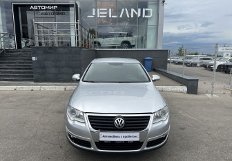 Подержанный автомобиль Volkswagen Passat Sedan 2008 года (2 фото)
