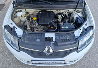Подержанный автомобиль Renault Logan Sedan 2015 года (13 фото)