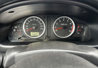 Подержанный автомобиль Nissan Almera Sedan 2005 года (9 фото)