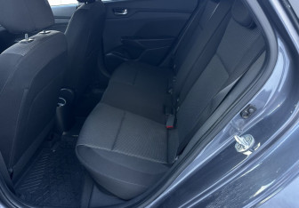 Подержанный автомобиль Hyundai Solaris Sedan 2021 года (11 фото)