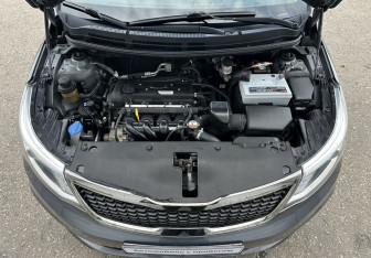 Подержанный автомобиль Kia Rio Hatchback 2016 года (13 фото)