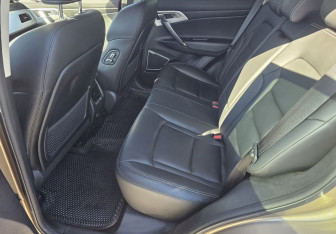 Подержанный автомобиль Geely Atlas 2020 года (12 фото)
