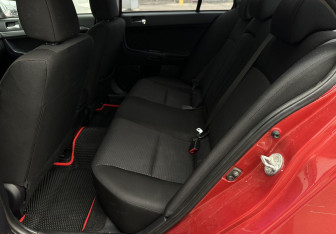 Подержанный автомобиль Mitsubishi Lancer Sedan 2008 года (12 фото)