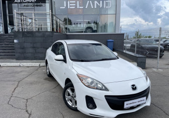Подержанный автомобиль Mazda 3 Sedan 2012 года (3 фото)
