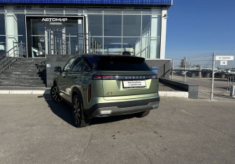 Подержанный автомобиль Jaecoo J7 2024 года (7 фото)