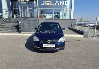 Подержанный автомобиль Volkswagen Polo Hatchback 2008 года (2 фото)